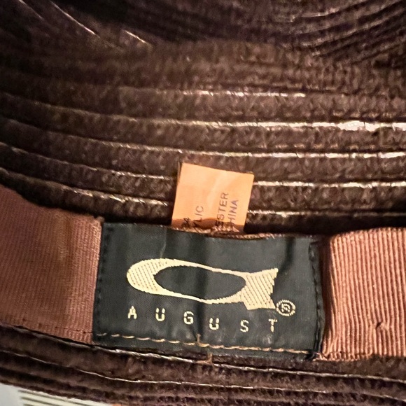 Brown Velvet Hat - Picture 5 of 5